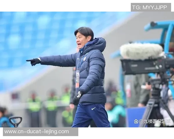 海牛保级稳如泰山！青岛媒体盛赞李霄鹏个人魅力，赢得国足前队长敬佩